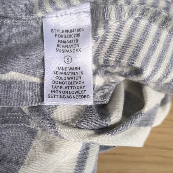 Cyrus Lightweight Striped Grey and White Long Sleeve Open Front Cardigan Size Sm - Picture 5 of 5